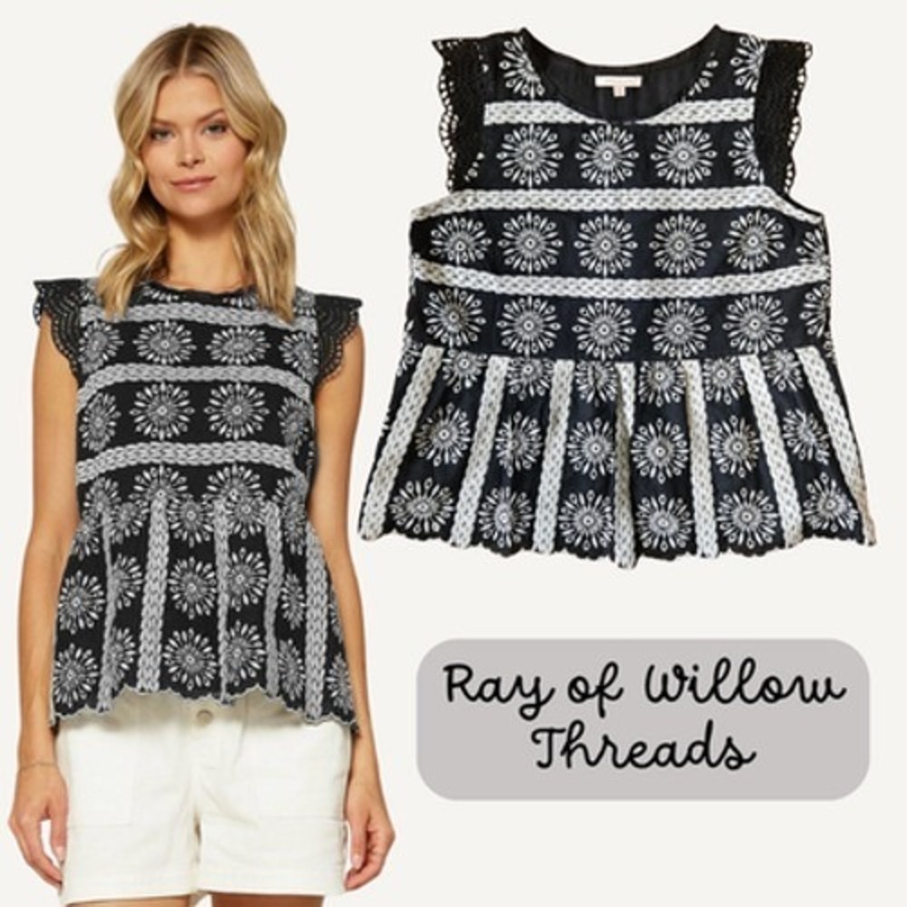 Skies Are‎ Blue Black White Embroidered Crochet Trim Top Ruffle Boho Womens M